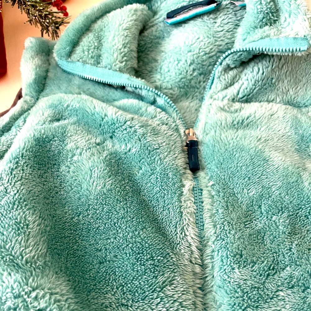 ⭐️Free Country super plush light turquoise/teal zip front vest. Zip front pkts.